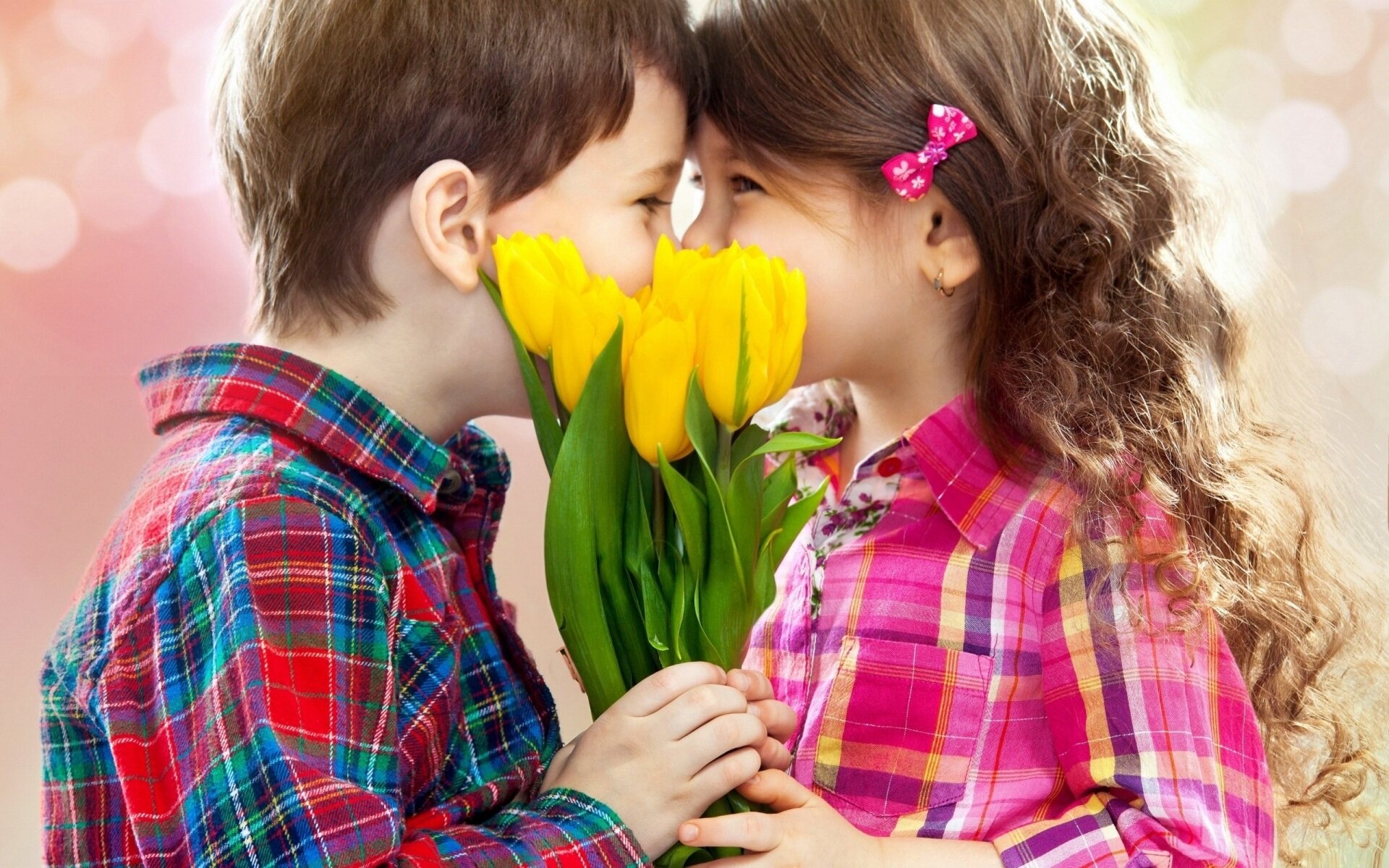 Cute Child Couple Wallpaper 5