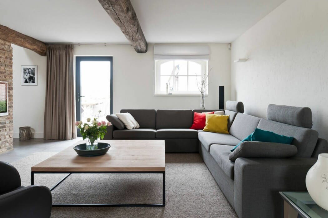 1445329700_003-modern-farmhouse-doret-schulkes-interieurarchitecten-1050x699.jpg