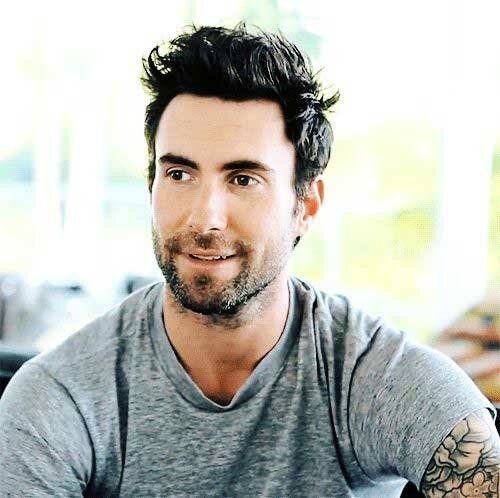 1447425109_Adam-Levine-Hair.jpg
