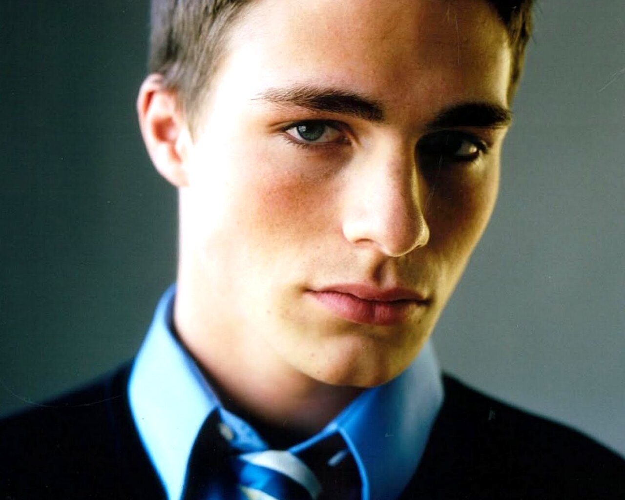 Colton Haynes Wallpaper HD-3